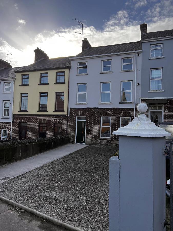 Westland Suites - Stylish, Modern, Elegant, Central Apartments A Londonderry Exteriér fotografie