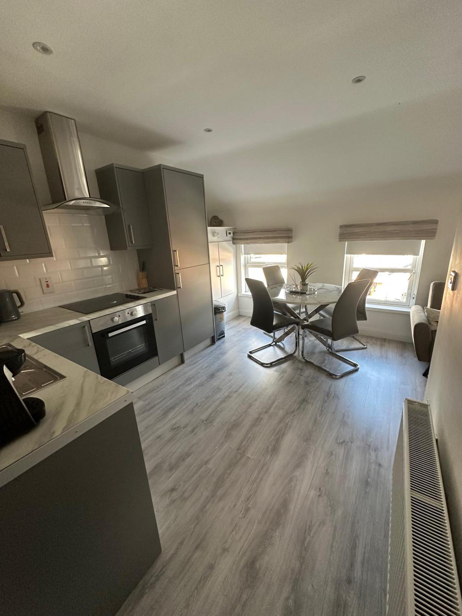 Westland Suites - Stylish, Modern, Elegant, Central Apartments A Londonderry Exteriér fotografie
