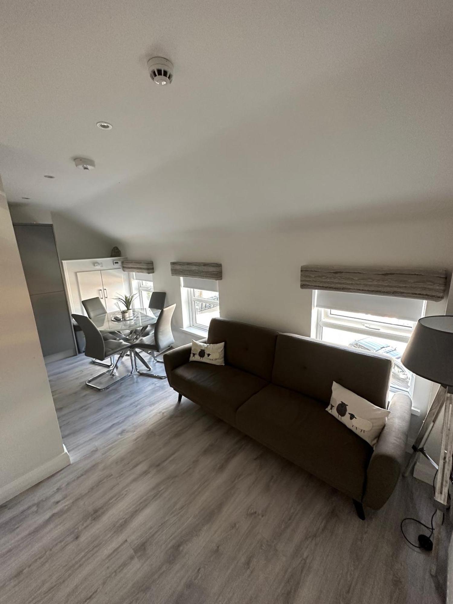 Westland Suites - Stylish, Modern, Elegant, Central Apartments A Londonderry Exteriér fotografie